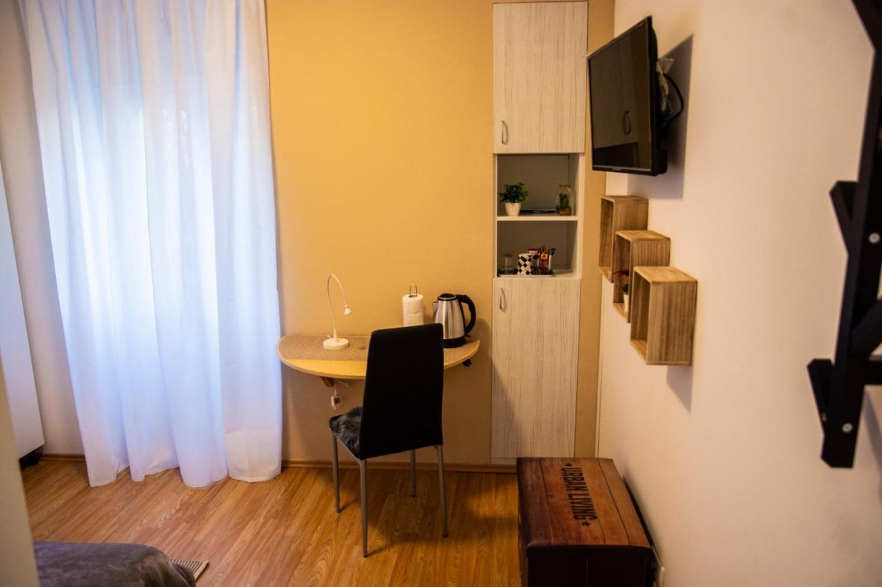 Apartment & Room Eni Zagreb Exterior foto